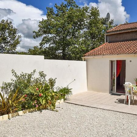 2 Bedroom Lovely Home In St Avaugourd Des Lande Saint-Avaugourd-des-Landes Eksteriør bilde